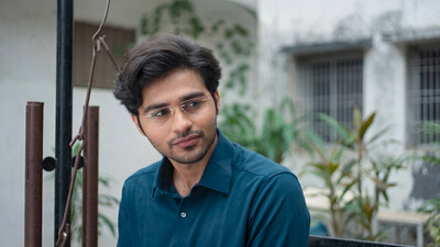 Aadar Ane Vivek