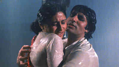 Aaj Rapat Jaayein Toh