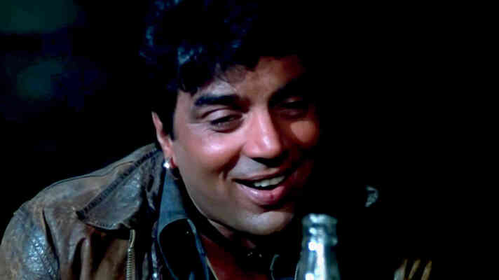 Abhi To Haath Mein Jaam Hai