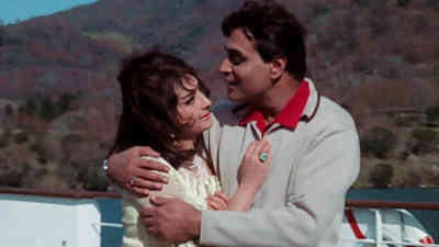 Ae Husn Pari Chehra Kyun