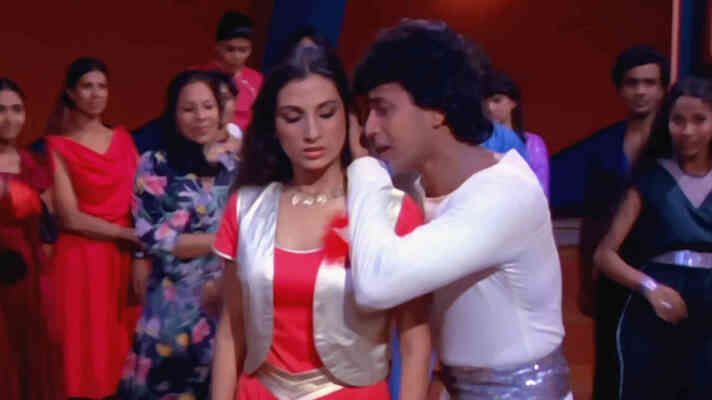 Ae O Aa Zara Mudke Mila Aankhen