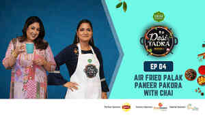 Air Fried Palak Paneer Pakora With Chai