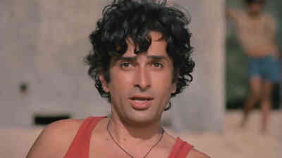 Chori Mera Kaam Yaaron 