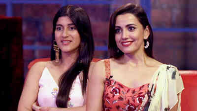 Deeksha Joshi and Esha Kansara