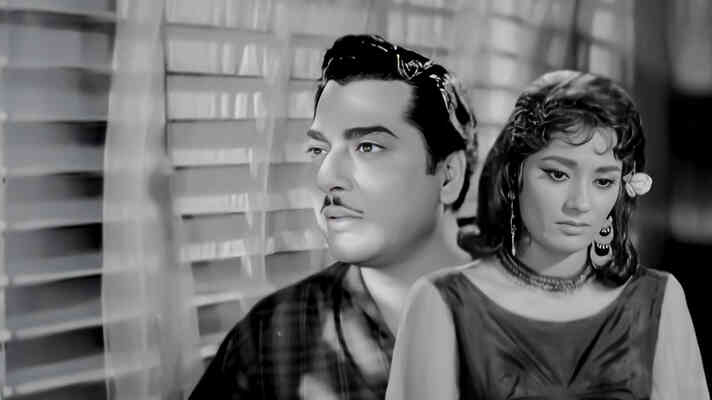 Dil Lagakar Hum Yeh Samjhe Zindagi Kya Cheez Hai (Female)