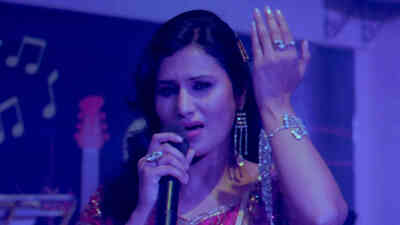 Dollyâ€¦Ankhiyon Se Kar Ke Ishare - Part 1