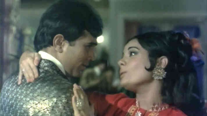 Duniya Mein Pyar Ki Sabko Zaroorat