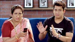 Every Marathi Mom During IPL Every Marathi Mom During IPL