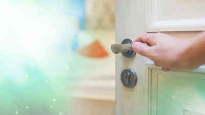 Ghar Mein Dakhil Ho To