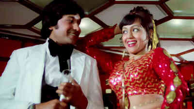 Jaane Kaisa Jaadu Ye