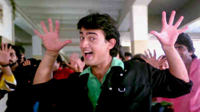 Khambe Jaisi Khadi Hai