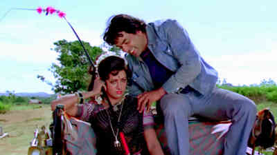 Koi Haseena Jab Rooth Jaati Hai