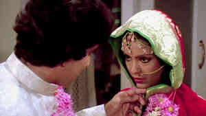 Ladki Tumhari Kanwari Rah Jaati