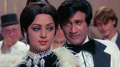 Mere Pyale Mein Sharab