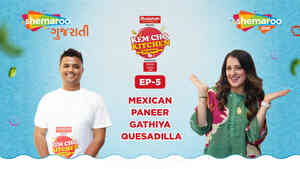 Mexican Paneer Gathiya Quesadilla