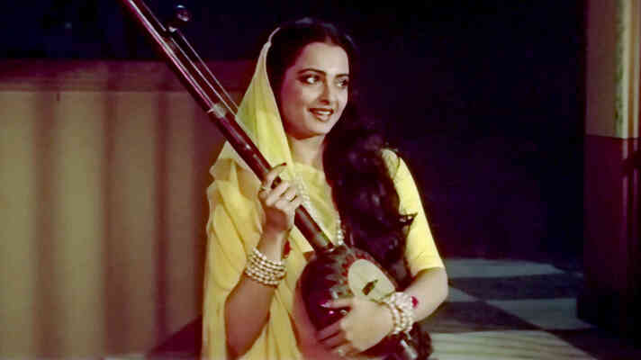 Sang Sang Yeh Saari Duniya Le Hum Dono Ka Naam