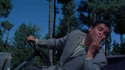 Sun Lo Sunata Hoon Tumko Kahani