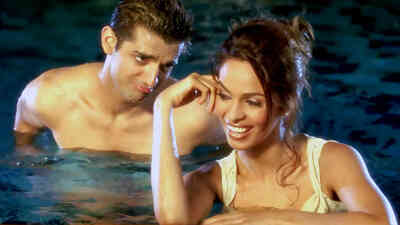 Tere Saath Hai To Cash