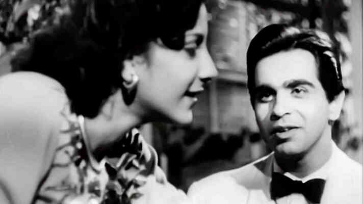 Tu Kahe Agar Jeewan Bhar