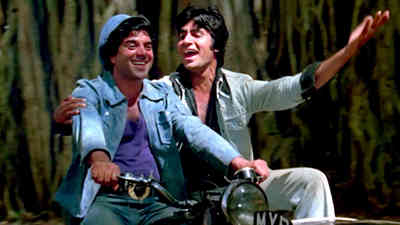 Yeh Dosti Hum Nahi Todenge (Happy)