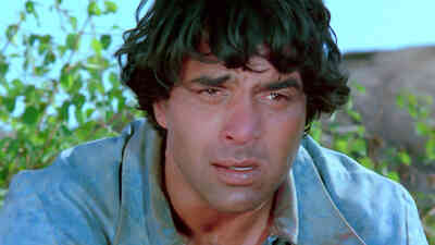 Yeh Dosti Hum Nahi Todenge (Sad)